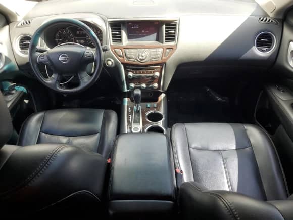 2014 Nissan Pathfinder SV with VIN 5N1AR2MM1EC688241, listed as a Copart auction lot 90277125 with 151,252 mi miles and Clean title. Bid and sale history available at DreamBid. Image 8.