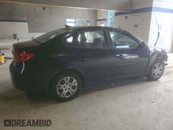 2009 Hyundai Elantra SE with VIN KMHDU46D69U801721, listed as a Copart auction lot 70714265 with 175,133 mi miles and Clean title. Bid and sale history available at DreamBid. Image 3.