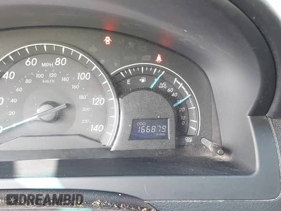 2014 Toyota Camry LE with VIN 4T1BF1FK0EU424330, listed as a IAAI auction lot 43042804 with 166,879 mi miles and . Bid and sale history available at DreamBid. Image 15.