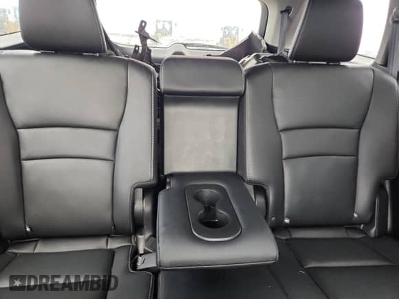 2021 Honda Pilot Special Edition z VIN 5FNYF5H26MB038084, wystawiony jako Copart lot #70161175 z przebiegiem 51 899 mil mil oraz Szkoda całkowita • Salvage title. Historia ofert i sprzedaży dostępna na DreamBid. Obrazek 10.