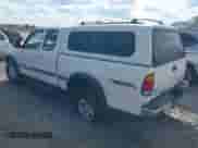 2002 Toyota Tundra SR5 z VIN 5TBBT44132S291645, wystawiony jako IAAI lot #43301831 z przebiegiem 153 742 mil mil oraz . Historia ofert i sprzedaży dostępna na DreamBid. Obrazek 3.