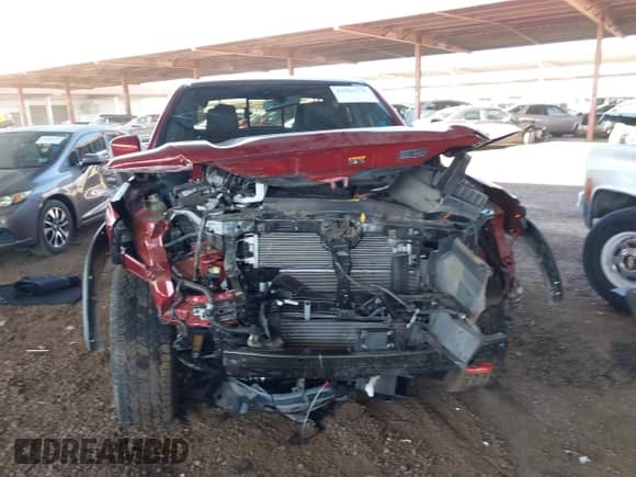 2023 Nissan Frontier SV z VIN 1N6ED1EJXPN639014, wystawiony jako IAAI lot #41502578 z przebiegiem 26 964 mil mil oraz . Historia ofert i sprzedaży dostępna na DreamBid. Obrazek 6.