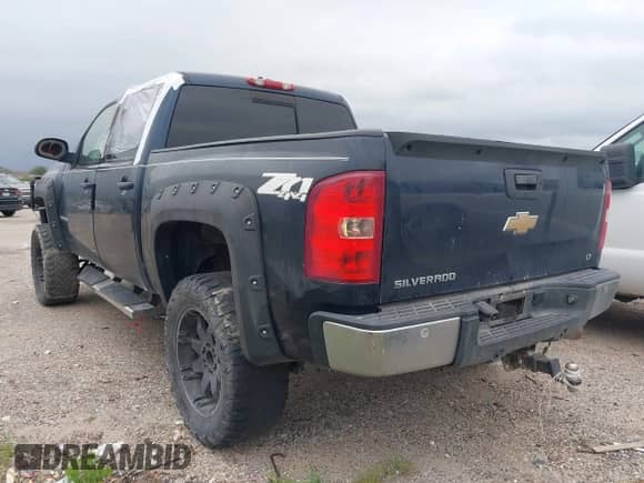 2008 Chevrolet Silverado 1500 LTZ with VIN 2GCEK133881111214, listed as a IAAI auction lot 41986926 with 215,979 mi miles and . Bid and sale history available at DreamBid. Image 3.