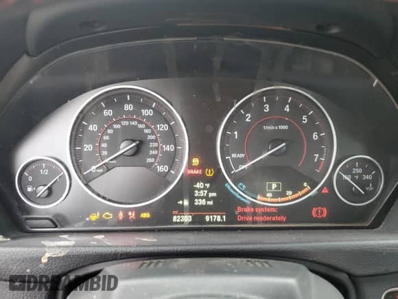 2014 BMW 4 Series 428i with VIN WBA3V7C59EJ872481, listed as a Copart auction lot 82449884 with 82,303 mi miles and Salvage title. Bid and sale history available at DreamBid. Image 9.