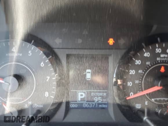 2016 Toyota Sienna L with VIN 5TDZK3DC4GS725843, listed as a Copart auction lot 66577685 with 86,371 mi miles and Salvage title. Bid and sale history available at DreamBid. Image 9.