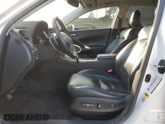 2009 Lexus IS 250 с VIN JTHBK262595095709, выставлен на аукционе Copart как лот 90259995 с пробегом 101 142 миль миль и Списание • Salvage title. История ставок и продаж доступна на DreamBid. Изображение 7.