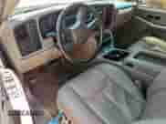 2003 Chevrolet Silverado 1500HD LS z VIN 1GCGK13U03F166419, wystawiony jako Copart lot #61779355 z przebiegiem Nie podano mil oraz Czysty tytuł • Clean title. Historia ofert i sprzedaży dostępna na DreamBid. Obrazek 8.