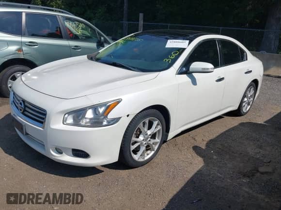 2013 Nissan Maxima S with VIN 1N4AA5AP0DC848108, listed as a IAAI auction lot 42888605 with 205,510 mi miles and . Bid and sale history available at DreamBid. Image 2.