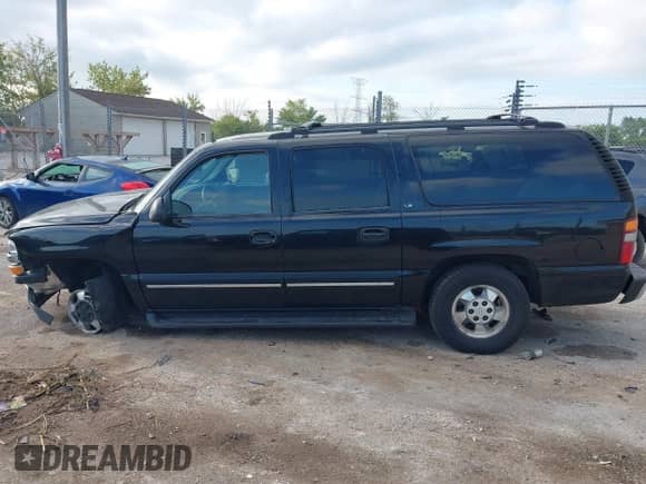 2002 Chevrolet Suburban LT с VIN 1GNFK16Z22J104722, выставлен на аукционе IAAI как лот 43012759 с пробегом 153 378 миль миль и . История ставок и продаж доступна на DreamBid. Изображение 13.