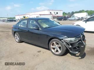 2014 BMW 3 Series 320i xDrive с VIN WBA3C3C56EK200175, выставлен на аукционе IAAI как лот 42617731 с пробегом 96 596 миль миль и . История ставок и продаж доступна на DreamBid. Изображение 1.