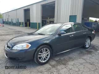 2012 Chevrolet Impala LTZ z VIN 2G1WC5E35C1235688, wystawiony jako Copart lot #83750805 z przebiegiem 132 019 mil mil oraz Szkoda całkowita • Salvage title. Historia ofert i sprzedaży dostępna na DreamBid. Obrazek 1.