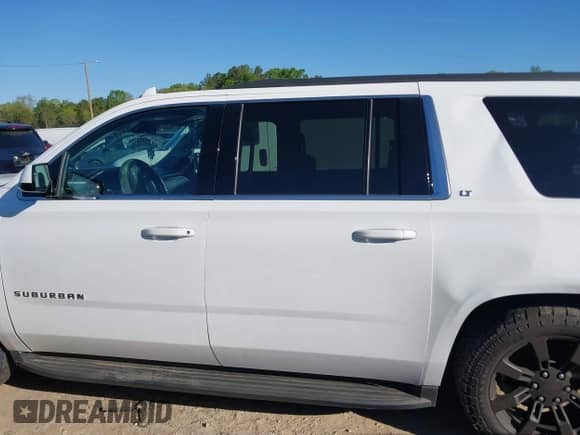 2020 Chevrolet Suburban LT с VIN 1GNSKHKC2LR112606, выставлен на аукционе IAAI как лот 41984857 с пробегом 122 192 миль миль и . История ставок и продаж доступна на DreamBid. Изображение 14.