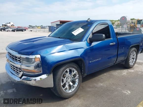 2017 Chevrolet Silverado 1500 Work Truck с VIN 1GCNCNEH9HZ313242, выставлен на аукционе IAAI как лот 43163923 с пробегом 92 577 миль миль и . История ставок и продаж доступна на DreamBid. Изображение 2.