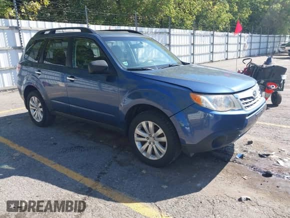 2012 Subaru Forester X Premium z VIN JF2SHACC8CH466036, wystawiony jako IAAI lot #43352225 z przebiegiem 153 270 mil mil oraz . Historia ofert i sprzedaży dostępna na DreamBid. Obrazek 1.