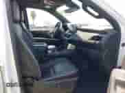 2023 Chevrolet Tahoe Premier с VIN 1GNSKSKD0PR262516, выставлен на аукционе IAAI как лот 42473875 с пробегом 83 461 миль миль и . История ставок и продаж доступна на DreamBid. Изображение 5.