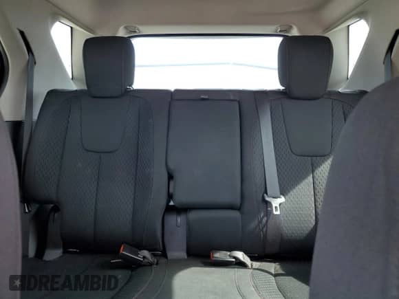 2013 Chevrolet Equinox LS z VIN 2GNALBEK3D6352009, wystawiony jako Copart lot #70356645 z przebiegiem 172 107 mil mil oraz Szkoda całkowita • Salvage title. Historia ofert i sprzedaży dostępna na DreamBid. Obrazek 10.