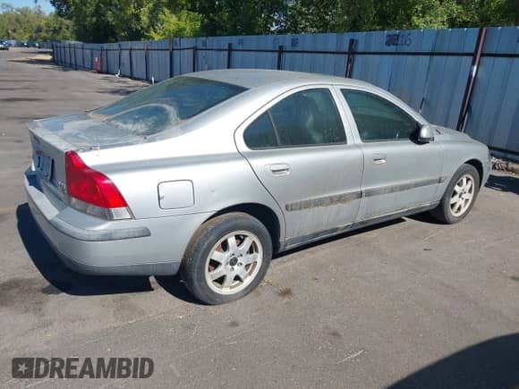 2002 Volvo S60 с VIN YV1RH58DX22138019, выставлен на аукционе IAAI как лот 43306351 с пробегом 314 852 миль миль и . История ставок и продаж доступна на DreamBid. Изображение 4.