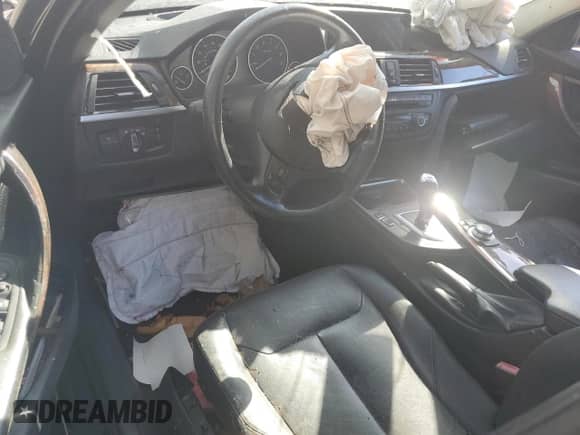 2013 BMW 3 Series 328i xDrive with VIN WBA3B3G53DNR79786, listed as a Copart auction lot 82553085 with Not provided miles and Clean title. Bid and sale history available at DreamBid. Image 8.