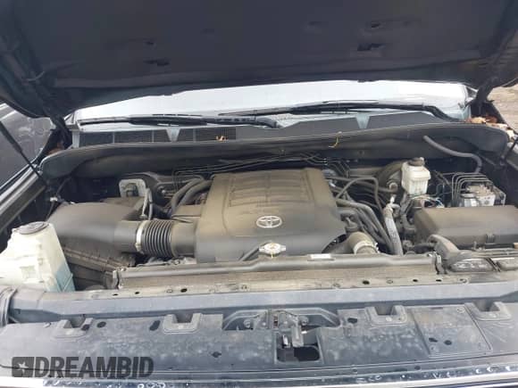 2019 Toyota Tundra SR5 с VIN 5TFAY5F15KX792392, выставлен на аукционе IAAI как лот 43157300 с пробегом 73 246 миль миль и . История ставок и продаж доступна на DreamBid. Изображение 10.