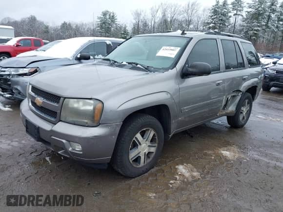 2006 Chevrolet TrailBlazer LT with VIN 1GNDT13S262311218, listed as a IAAI auction lot 42019807 with 149,134 mi miles and . Bid and sale history available at DreamBid. Image 17.