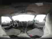 2002 Chevrolet Blazer LS с VIN 1GNCS18W42K105497, выставлен на аукционе IAAI как лот 41572072 с пробегом 142 486 миль миль и . История ставок и продаж доступна на DreamBid. Изображение 18.