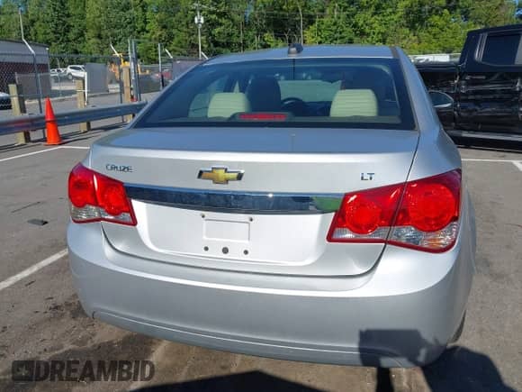 2016 Chevrolet Cruze LT with VIN 1G1PF5SB4G7124324, listed as a IAAI auction lot 42849610 with 105,197 mi miles and . Bid and sale history available at DreamBid. Image 16.