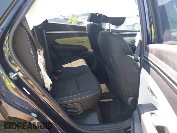 2024 Hyundai Tucson SEL with VIN KM8JBCDE6RU278537, listed as a IAAI auction lot 43170900 with 16,931 mi miles and . Bid and sale history available at DreamBid. Image 8.