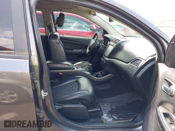 2015 Dodge Journey Crossroad с VIN 3C4PDDGGXFT740485, выставлен на аукционе IAAI как лот 42733477 с пробегом 147 028 миль миль и . История ставок и продаж доступна на DreamBid. Изображение 5.