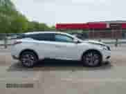 2015 Nissan Murano SL с VIN 5N1AZ2MHXFN232960, выставлен на аукционе IAAI как лот 42040064 с пробегом 145 980 миль миль и . История ставок и продаж доступна на DreamBid. Изображение 13.