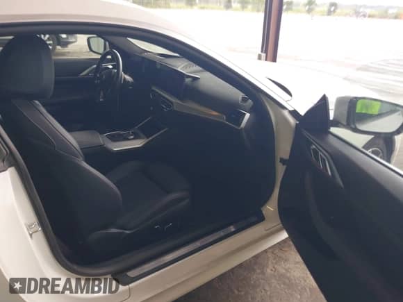 2024 BMW 4 Series 430i with VIN WBA53AP09RCR85500, listed as a IAAI auction lot 42747230 with 18,633 mi miles and . Bid and sale history available at DreamBid. Image 5.