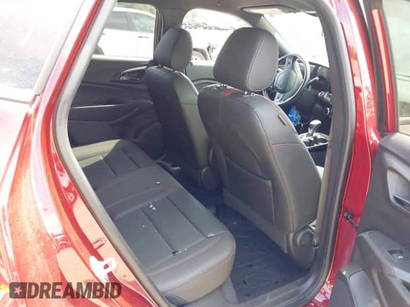 2025 Chevrolet Trax 2RS z VIN KL77LJEP2SC050513, wystawiony jako IAAI lot #42992036 z przebiegiem 18 114 mil mil oraz . Historia ofert i sprzedaży dostępna na DreamBid. Obrazek 8.