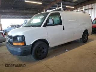 2008 Chevrolet Express Cargo с VIN 1GCFG15X281124438, выставлен на аукционе Copart как лот 42268255 с пробегом 250 967 миль миль и Чистый • Clean title. История ставок и продаж доступна на DreamBid. Изображение 1.