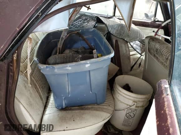 1965 Chevrolet Corvair с VIN NOVINPLATE0001111, выставлен на аукционе Copart как лот 77682584 с пробегом 62 277 миль миль и На запчасти • Non repairable. История ставок и продаж доступна на DreamBid. Изображение 10.