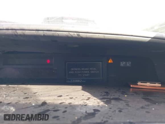 2016 Toyota Prius Two z VIN JTDZN3EU0GJ042775, wystawiony jako IAAI lot #41283162 z przebiegiem 220 882 mil mil oraz . Historia ofert i sprzedaży dostępna na DreamBid. Obrazek 22.