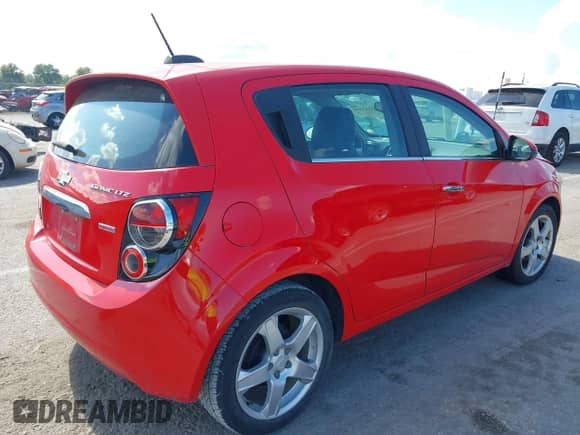 2015 Chevrolet Sonic LTZ с VIN 1G1JE6SBXF4112595, выставлен на аукционе IAAI как лот 43347444 с пробегом 100 321 миль миль и . История ставок и продаж доступна на DreamBid. Изображение 4.