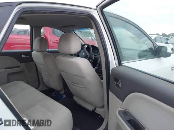 2008 Ford Taurus SEL with VIN 1FAHP24W38G174100, listed as a IAAI auction lot 43305076 with 268,976 mi miles and . Bid and sale history available at DreamBid. Image 8.