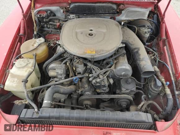 1985 Mercedes-Benz 380 с VIN WDBBA45C9FA017476, выставлен на аукционе Copart как лот 58777585 с пробегом 135 805 миль миль и Списание • Salvage title. История ставок и продаж доступна на DreamBid. Изображение 11.