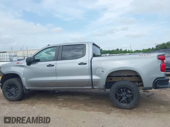 2024 Chevrolet Silverado 1500 Custom Trail Boss with VIN 3GCUDCED0RG315926, listed as a IAAI auction lot 42742429 with 23,714 mi miles and . Bid and sale history available at DreamBid. Image 15.