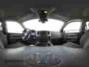 2015 Ram 1500 Big Horn z VIN 1C6RR6LT8FS663651, wystawiony jako IAAI lot #43072230 z przebiegiem 177 299 mil mil oraz . Historia ofert i sprzedaży dostępna na DreamBid. Obrazek 18.