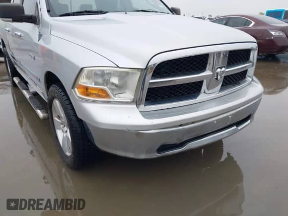 2009 Dodge 1500 SLT with VIN 1D3HB13P49S767077, listed as a IAAI auction lot 41961696 with 227,943 mi miles and . Bid and sale history available at DreamBid. Image 6.