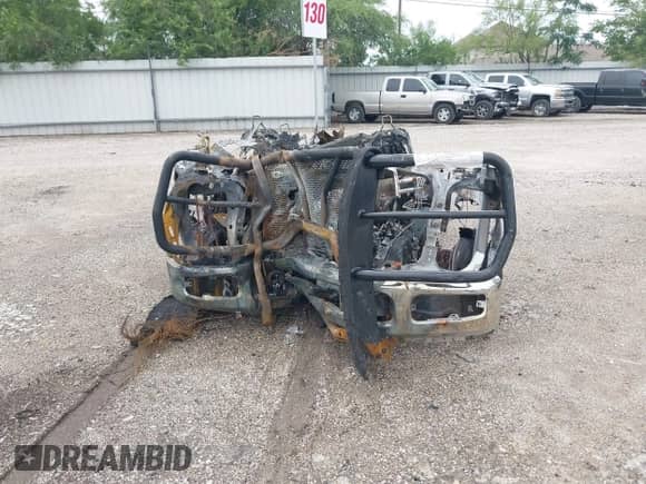 2024 Ford F-250 XL z VIN 1FT7W2BA8REE03903, wystawiony jako IAAI lot #42368917 z przebiegiem 18 539 mil mil oraz . Historia ofert i sprzedaży dostępna na DreamBid. Obrazek 11.