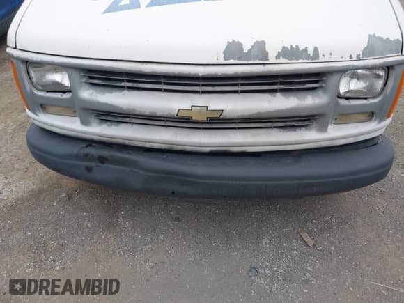 2001 Chevrolet Express Cargo с VIN 1GCFG15W811141015, выставлен на аукционе IAAI как лот 43207773 с пробегом 273 769 миль миль и . История ставок и продаж доступна на DreamBid. Изображение 6.