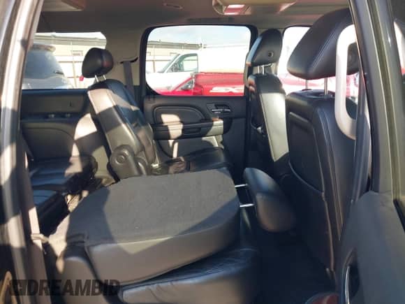 2008 Cadillac Escalade ESV с VIN 1GYFK66858R209711, выставлен на аукционе IAAI как лот 43042498 с пробегом 191 357 миль миль и . История ставок и продаж доступна на DreamBid. Изображение 8.