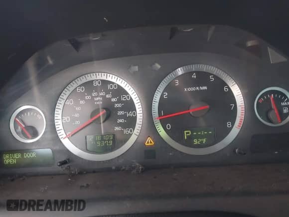 2007 Volvo XC70 with VIN YV4SZ592071254759, listed as a IAAI auction lot 42662200 with 218,109 mi miles and . Bid and sale history available at DreamBid. Image 7.