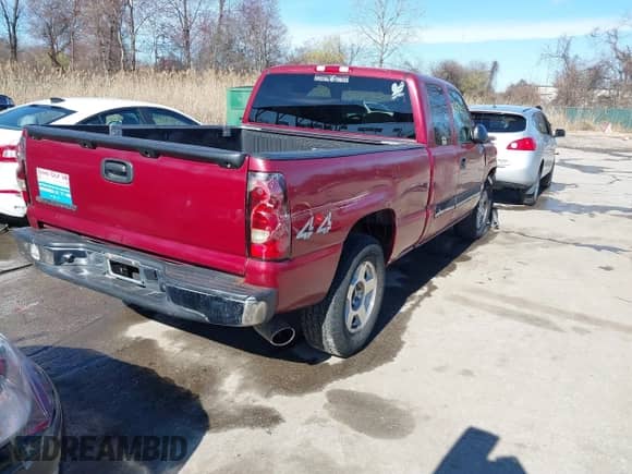 2006 Chevrolet Silverado 1500 Work Truck with VIN 1GCEK19V36E200922, listed as a IAAI auction lot 41875533 with 241,054 mi miles and . Bid and sale history available at DreamBid. Image 4.