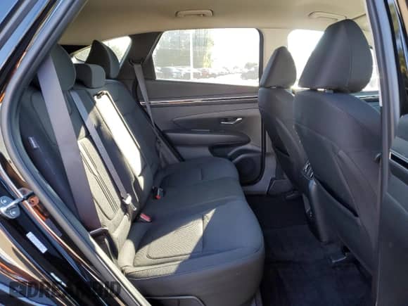 2024 Hyundai Tucson SEL with VIN KM8JBDD20RU218989, listed as a Copart auction lot 84726795 with 10,104 mi miles and Salvage title. Bid and sale history available at DreamBid. Image 11.