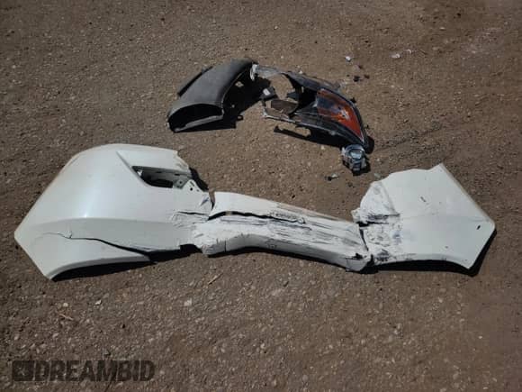 2014 Honda Odyssey LX with VIN 5FNRL5H22EB008112, listed as a Copart auction lot 70187875 with 86,365 mi miles and Salvage title. Bid and sale history available at DreamBid. Image 13.