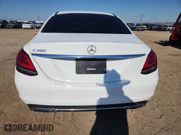 2020 Mercedes-Benz C 300 z VIN W1KWF8DB2LR600382, wystawiony jako Copart lot #70777305 z przebiegiem 60 954 mil mil oraz Szkoda całkowita • Salvage title. Historia ofert i sprzedaży dostępna na DreamBid. Obrazek 6.