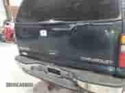 2004 Chevrolet Tahoe LS z VIN 1GNEK13T44R254170, wystawiony jako IAAI lot #43151656 z przebiegiem 358 901 mil mil oraz . Historia ofert i sprzedaży dostępna na DreamBid. Obrazek 12.