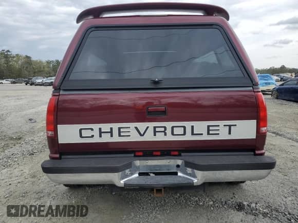 1996 Chevrolet Silverado 3500 with VIN 1GCHC33J4TF013660, listed as a Copart auction lot 49332785 with 104,424 mi miles and Clean title. Bid and sale history available at DreamBid. Image 6.